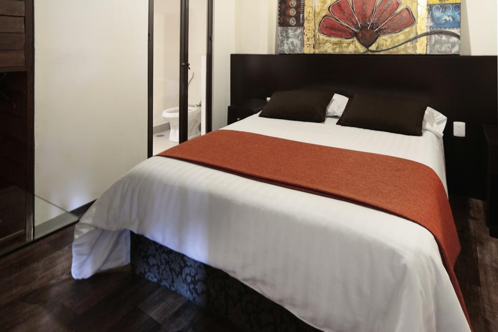 Aztic Hotel And Executive Suites Mexico City Bilik gambar